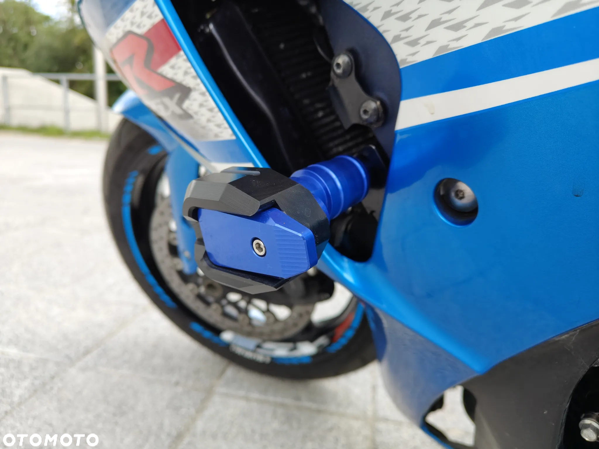 Suzuki GSX-R - 13