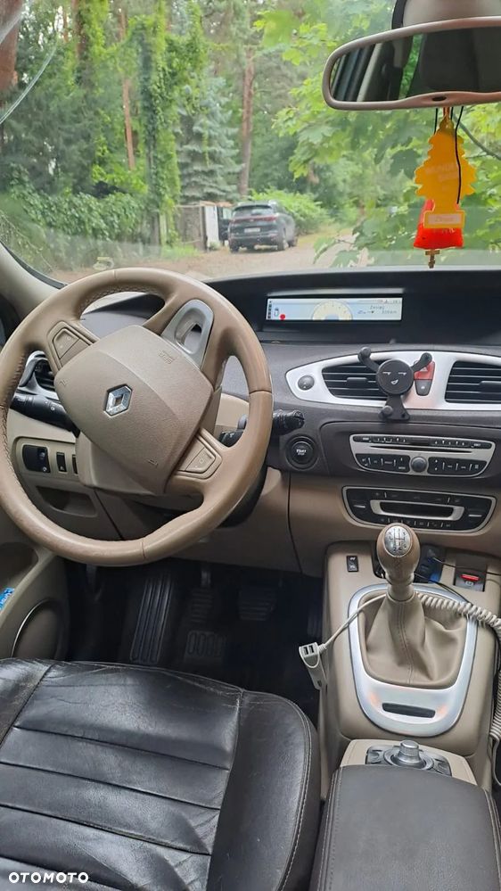 Renault Scenic 2.0 dCi Privilege - 7