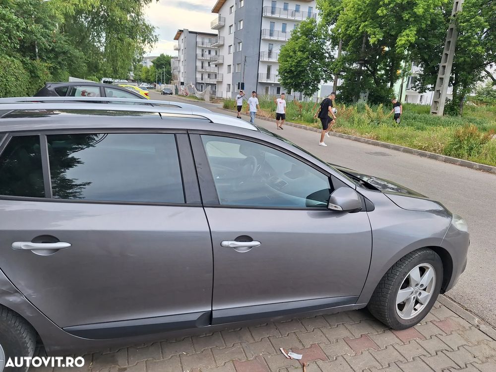 Renault Megane 1.5 dCi Expression - 8
