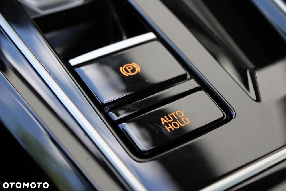 Volkswagen Golf - 19