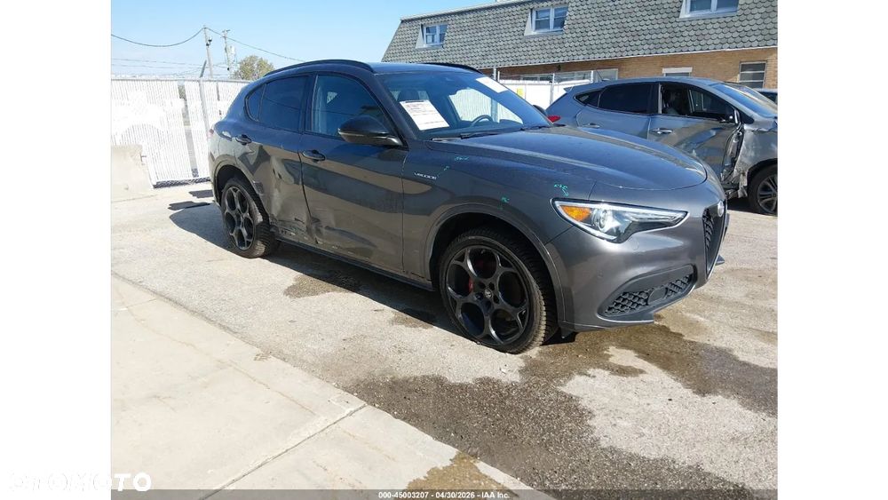 Alfa Romeo Stelvio - 6