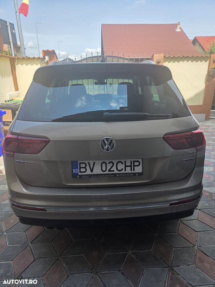 Volkswagen Tiguan - 2