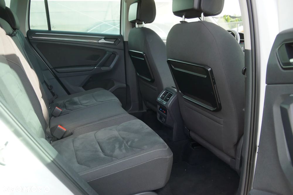 Volkswagen Tiguan 2.0 TDI SCR 4MOTION (BlueMotion Techn.) DSG Highline - 28