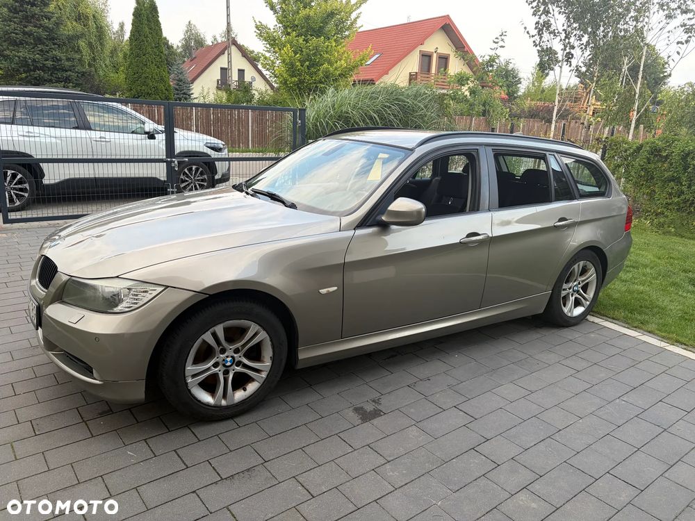 BMW Seria 3 318d DPF - 2