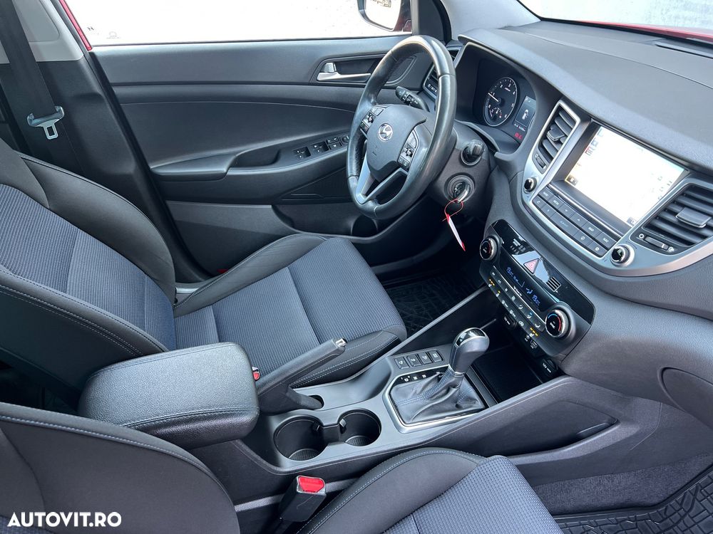 Hyundai Tucson blue 1.7 CRDi 2WD DCT Premium - 19