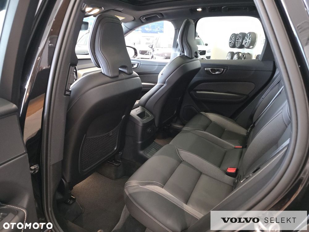 Volvo XC 60 - 30