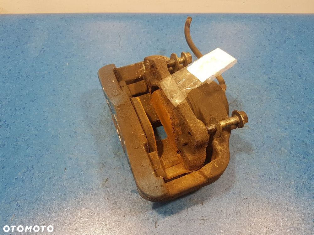 BMW 6 E63 3.0 638i ZACISK HAMULCOWY PRZÓD PRAWY - 5