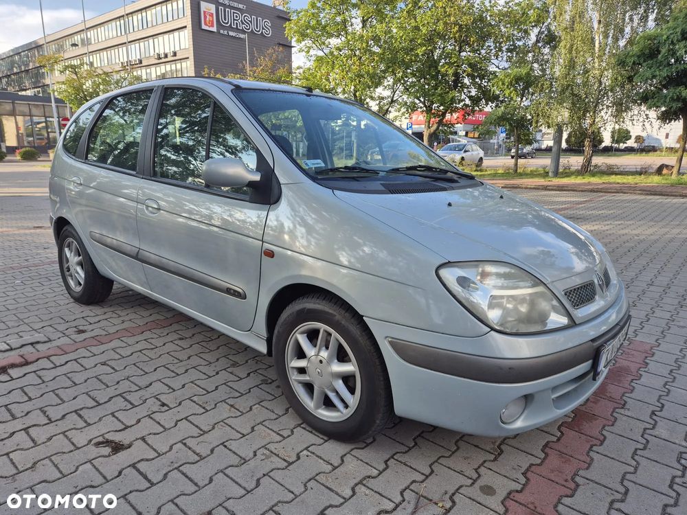 Renault Scenic - 2