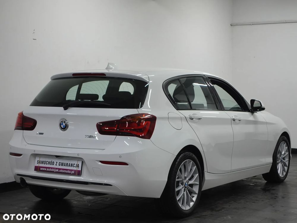 BMW Seria 1 118d xDrive Edition Metropolitan - 8