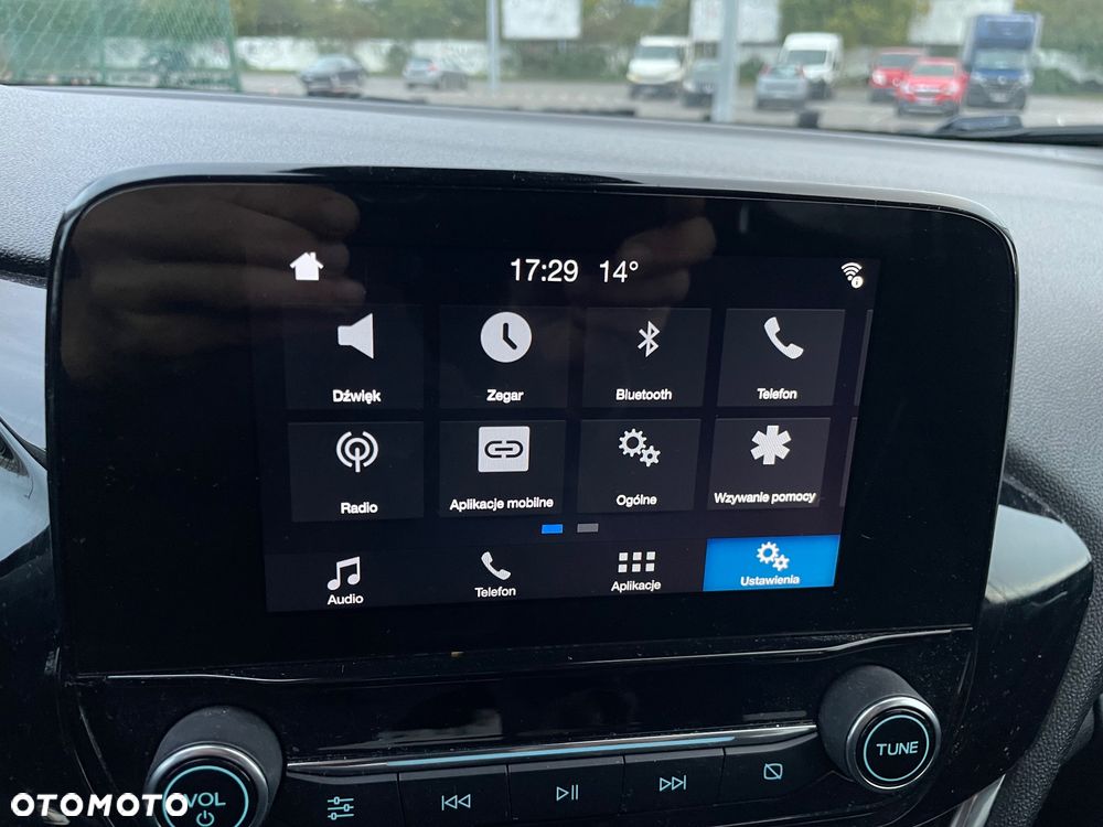 Ford Fiesta 1.1 Titanium - 24