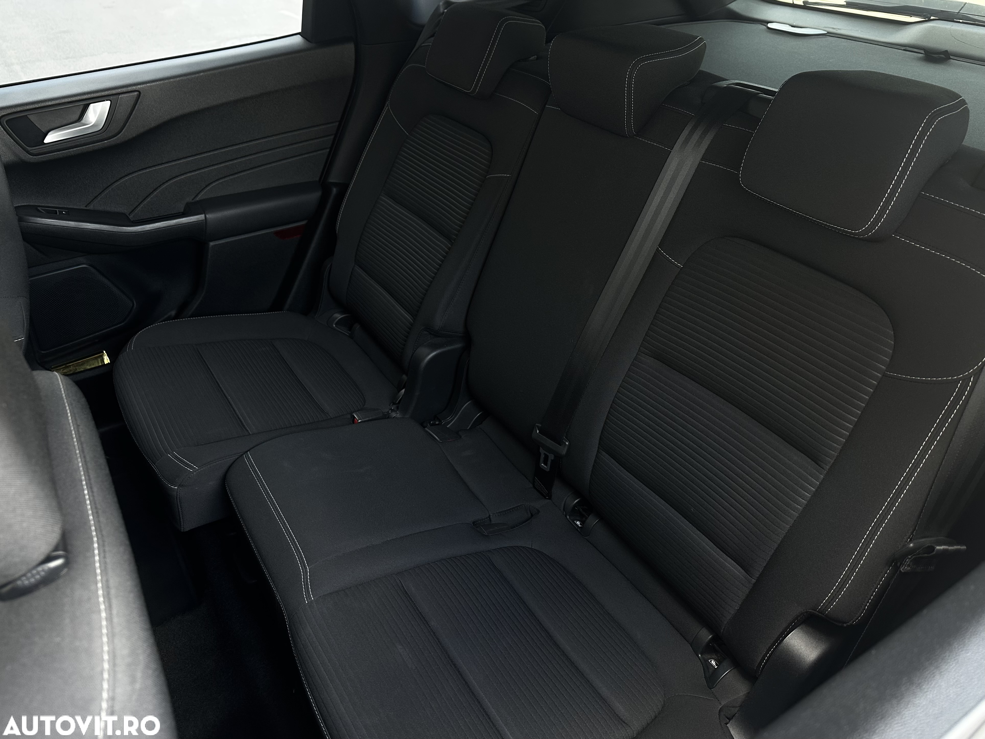 Ford Kuga 1.5 EcoBoost FWD Titanium - 26