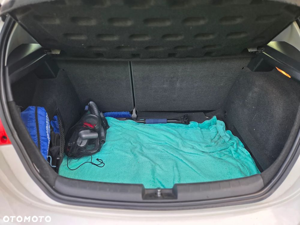Seat Leon 1.6 TDI Style - 4