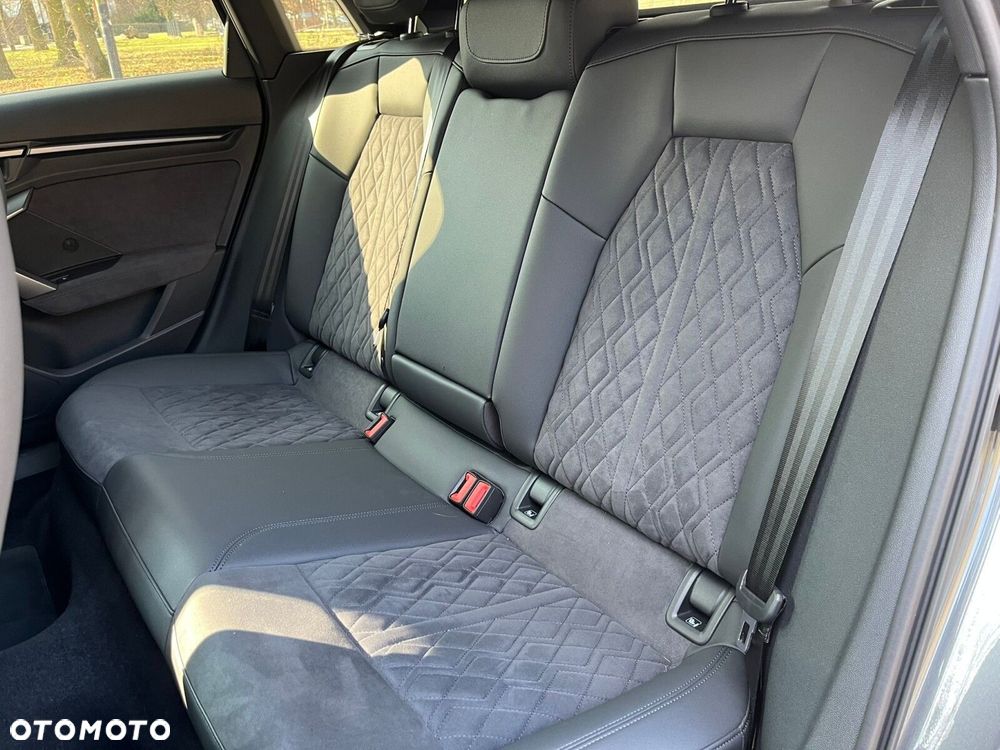 Audi RS3 Sportback - 15