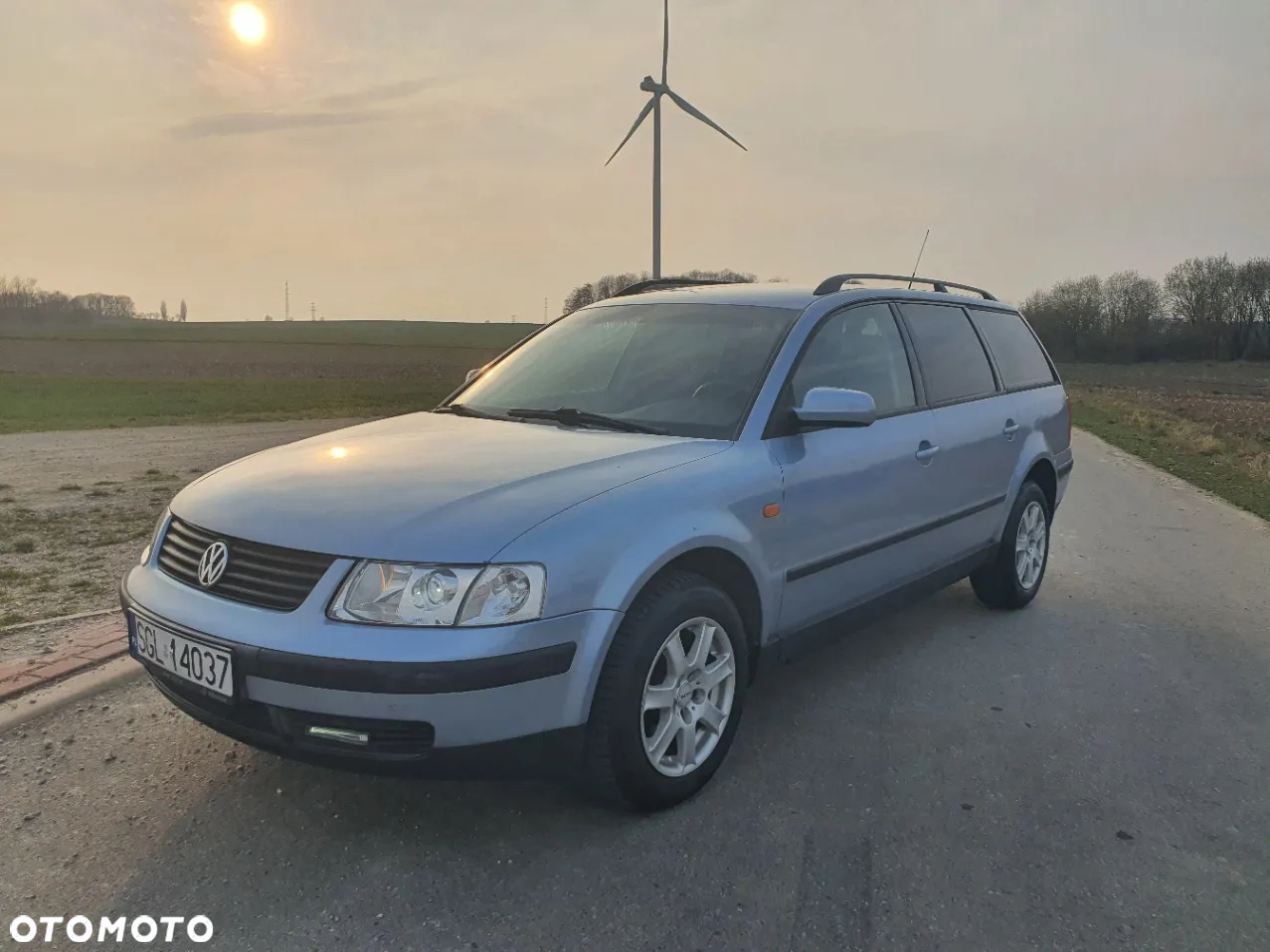 Volkswagen Passat 1.8 Comfortline - 30