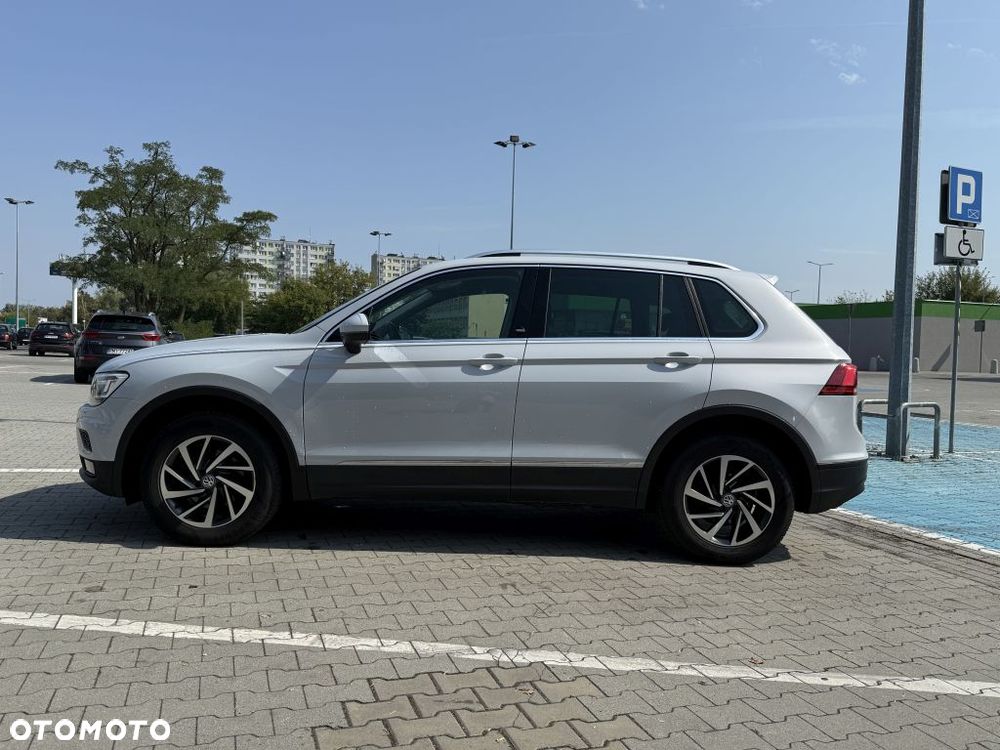 Volkswagen Tiguan - 4