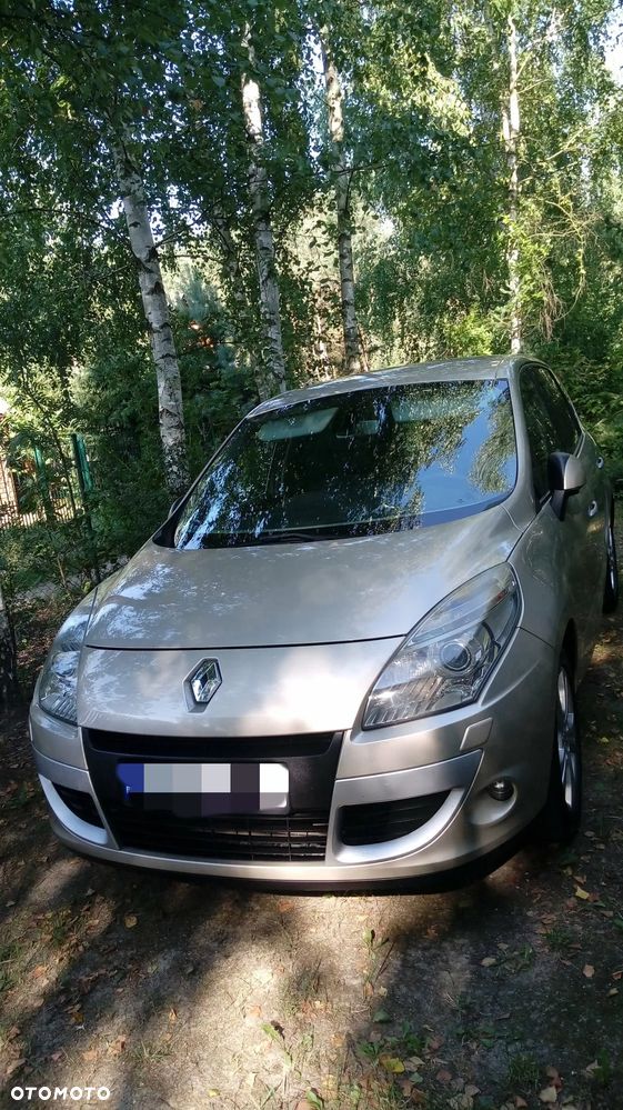 Renault Scenic - 1