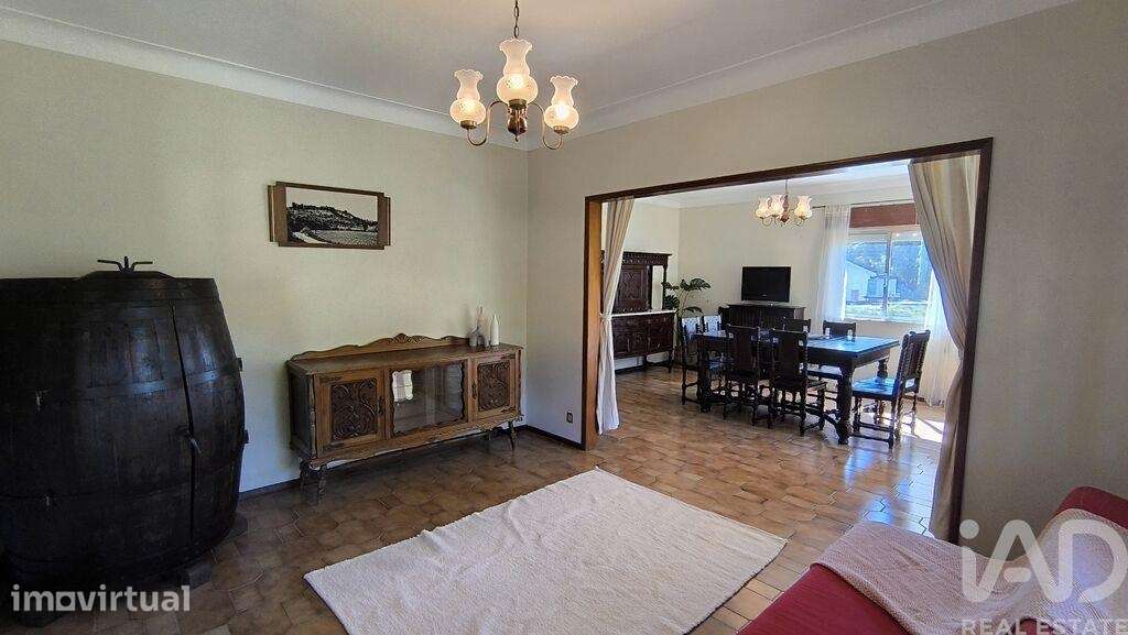 Casa / Villa T3 em Campo de Besteiros de 144 m2 - Grande imagem: 5/37
