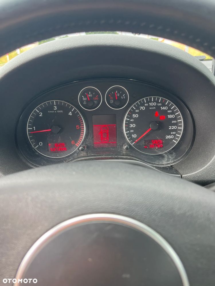 Audi A3 3-drzwiowe 1.9 TDI Ambition - 11