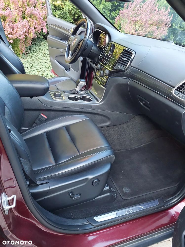Jeep Grand Cherokee - 20