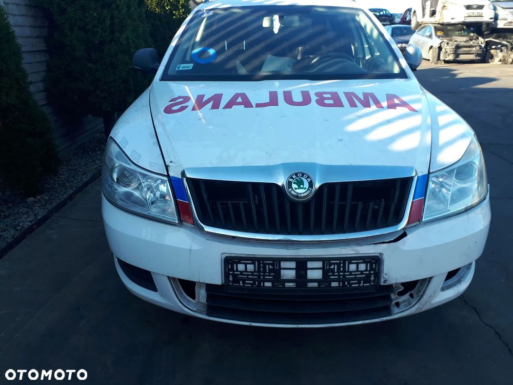SKODA OCTAVIA II LIFT KOMBI 08-13 1.9 TDI KRATKA NAWIEWU PRAWA LEWA ŚRODKOWA - 22