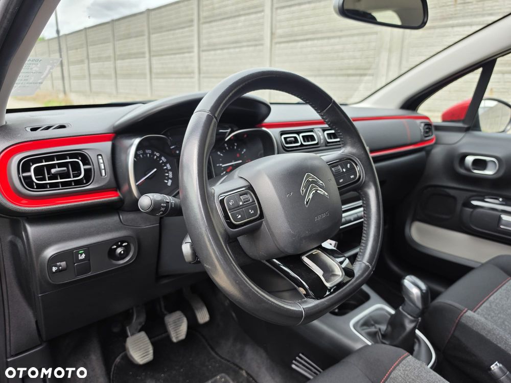 Citroën C3 Pure Tech 82 SHINE - 8