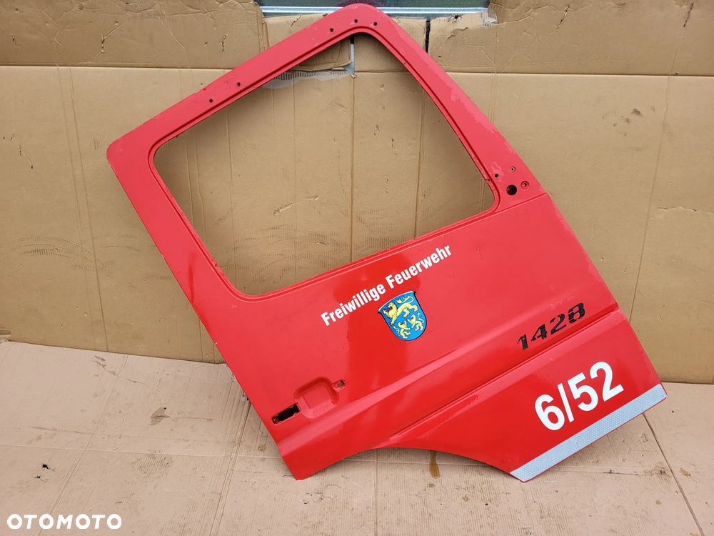 DRZWI PRAWY PRZOD MERCEDES ATEGO AXOR - 2