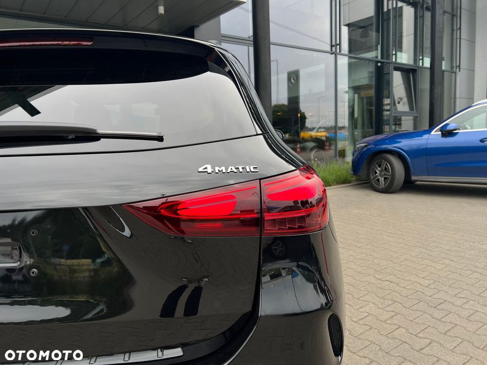 Mercedes-Benz GLA - 19