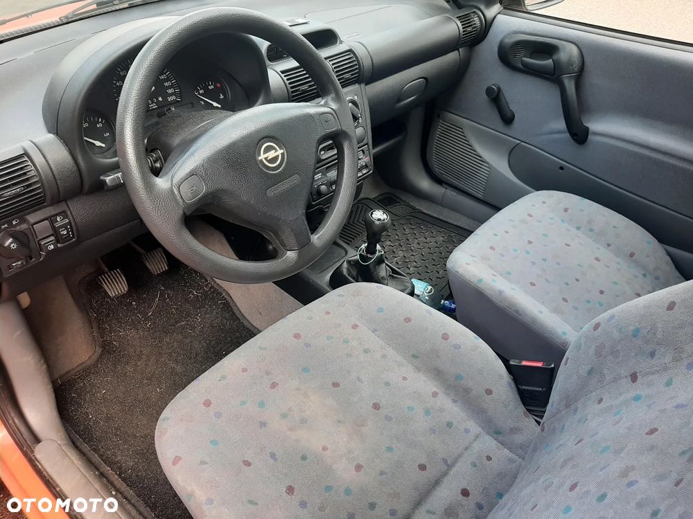 Opel Corsa - 4