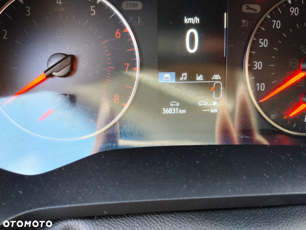 Renault Captur - 9