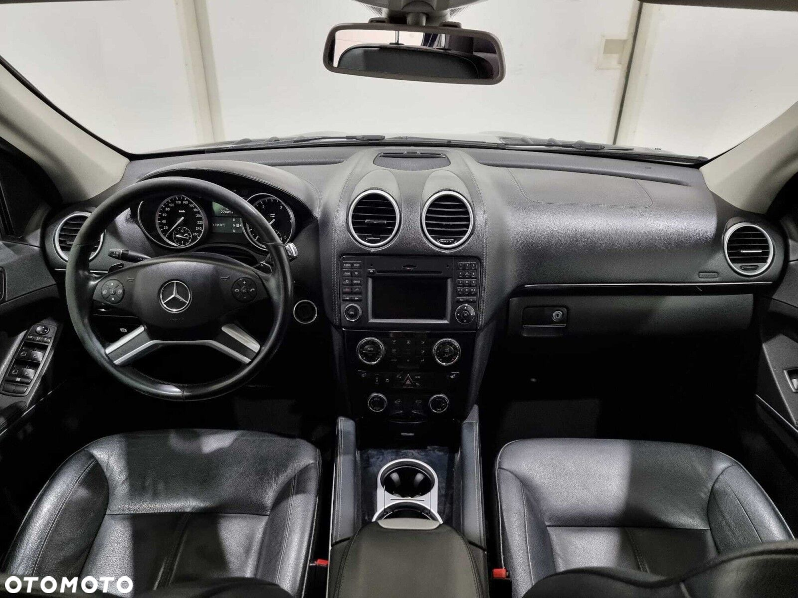 Mercedes-Benz GL - 18
