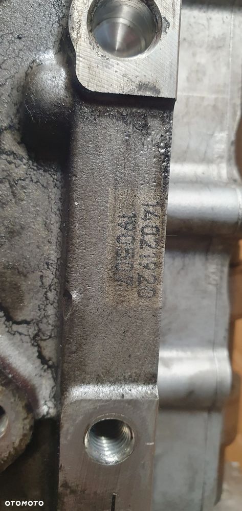Głowica kompletna wałki BMW I E81 E87 Lift 2.0D 7797676 7781093 7797678 - 8