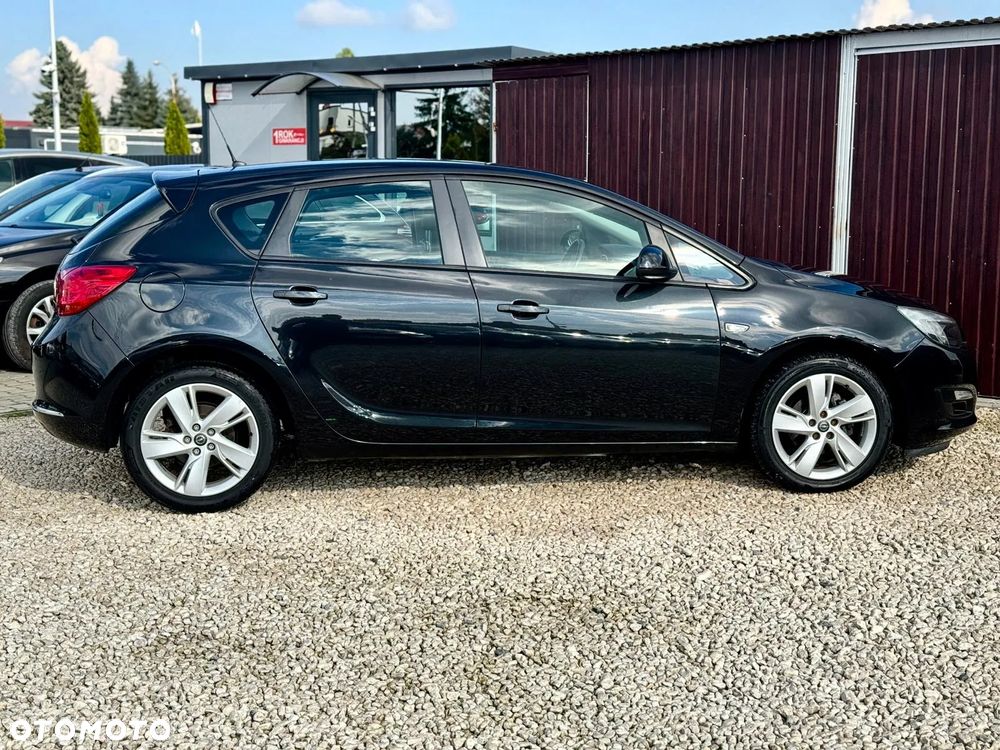 Opel Astra IV 1.4 T Cosmo - 7