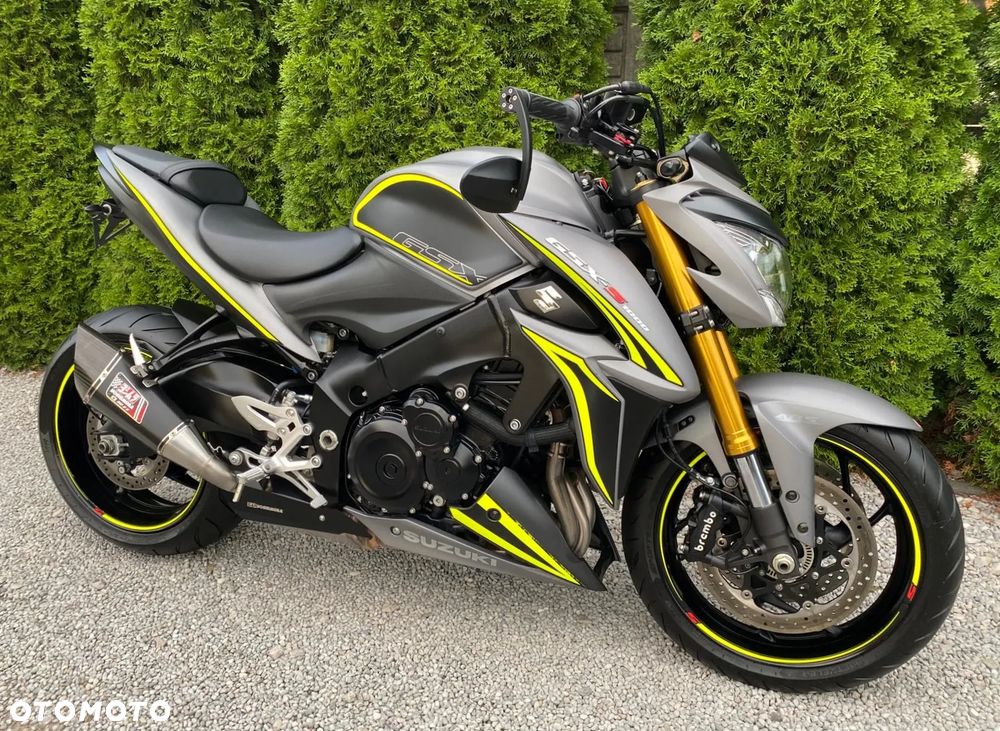 Suzuki GSX - 1