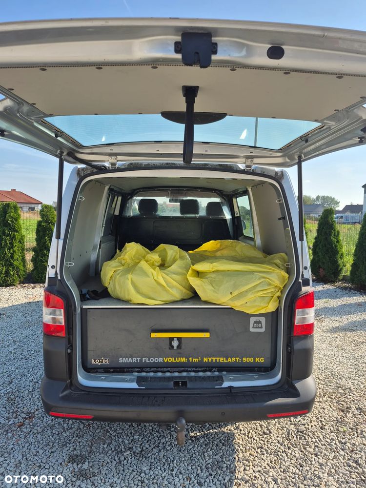 Volkswagen Transporter - 28