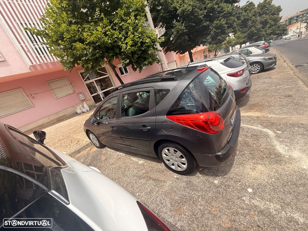 Peugeot 207 SW - 17