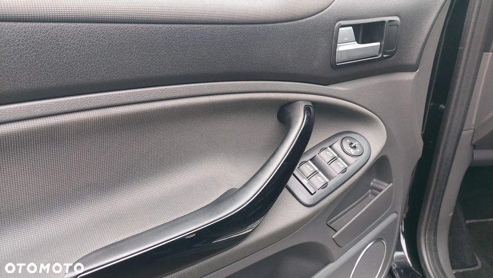 Ford Kuga 2.5 Trend - 15