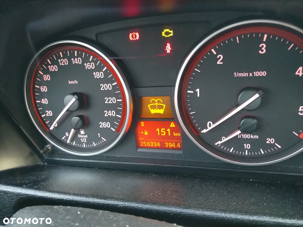 BMW X1 sDrive18d - 9