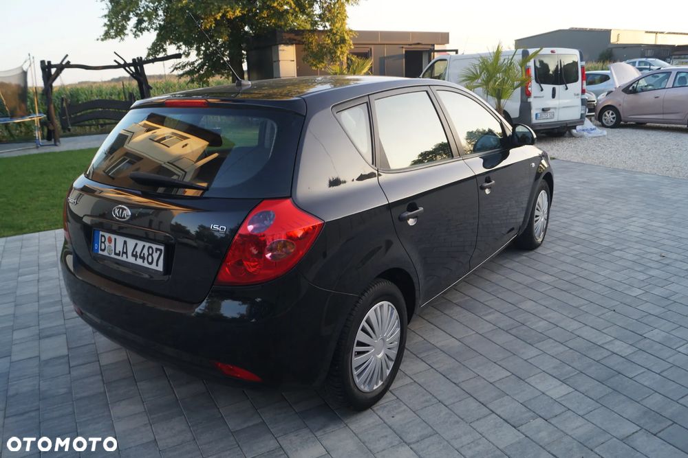 Kia Ceed - 3