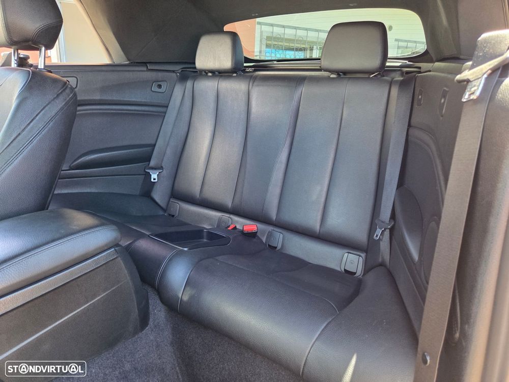 BMW 218 - 32