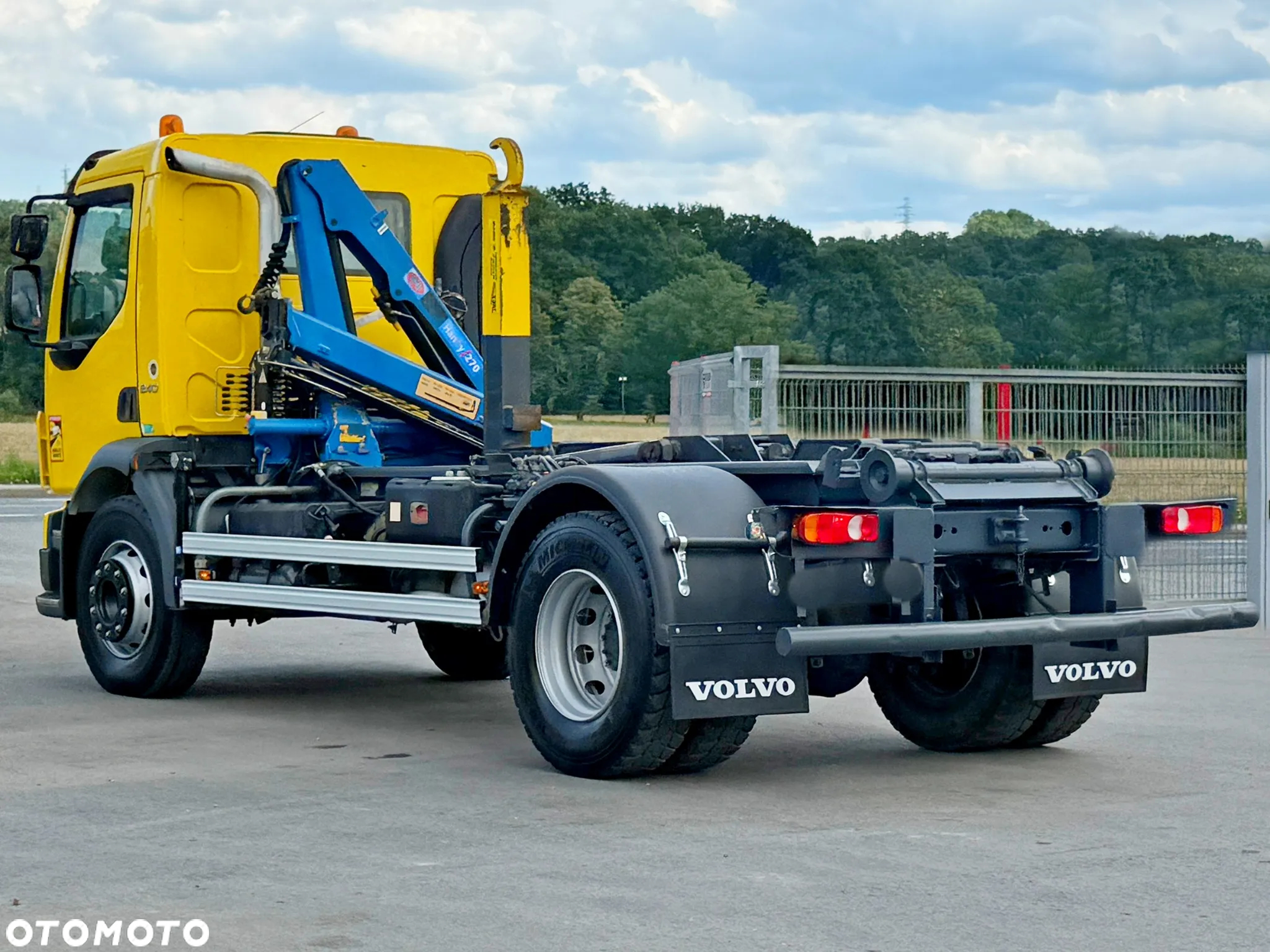 Volvo FL 240 * HAKOWIEC + HMF 270 K2 * STAN BDB - 7