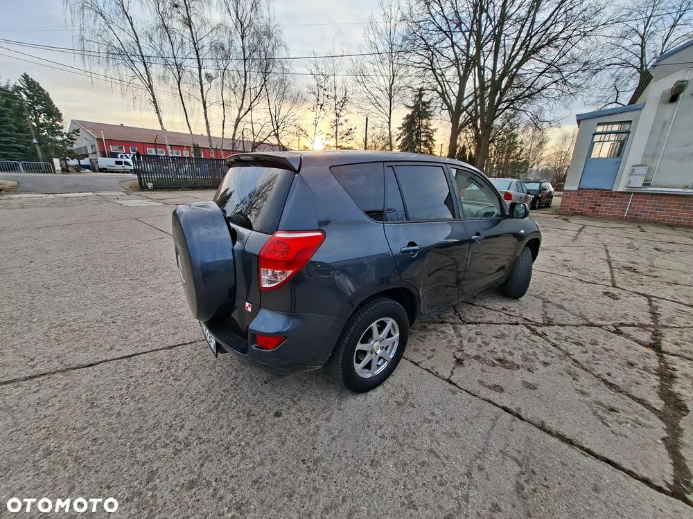 Toyota RAV4 2.0 4x4 Automatik Sol - 3