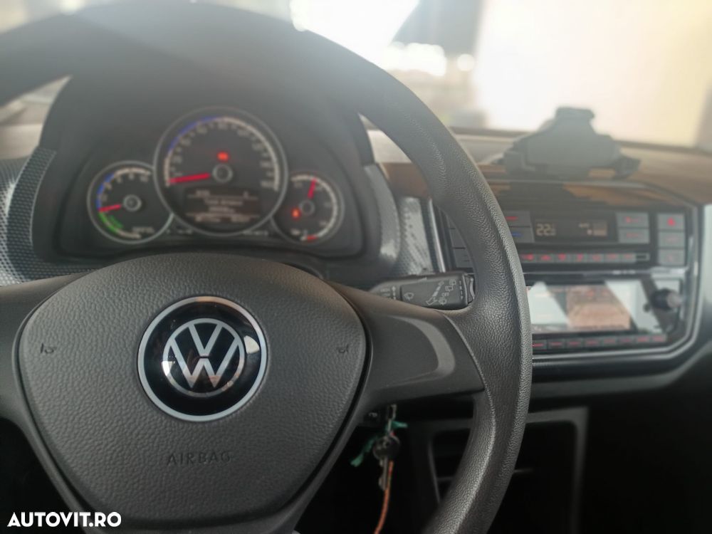 Volkswagen up! 32.3 kWh - 6