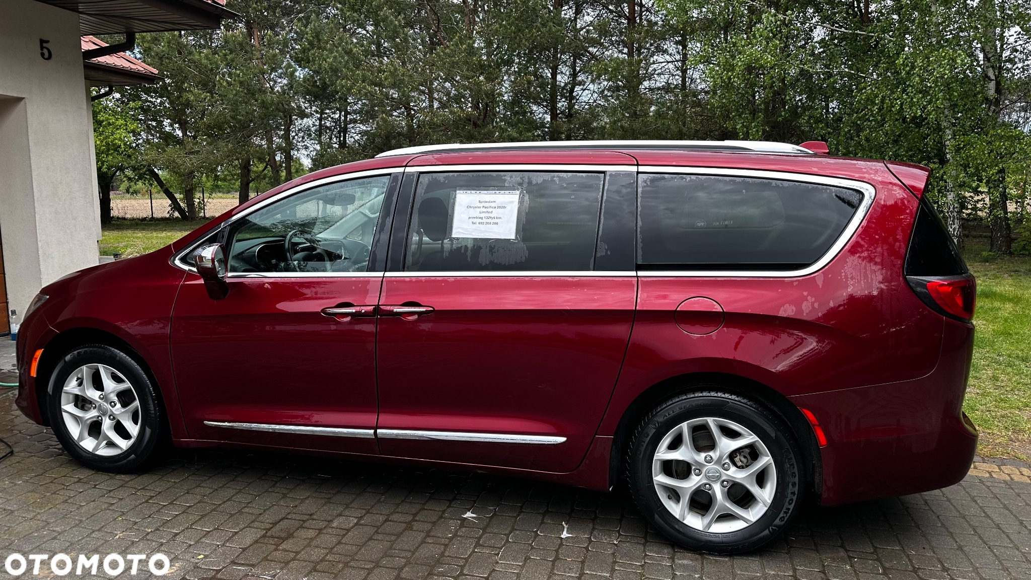 Chrysler Pacifica - 15