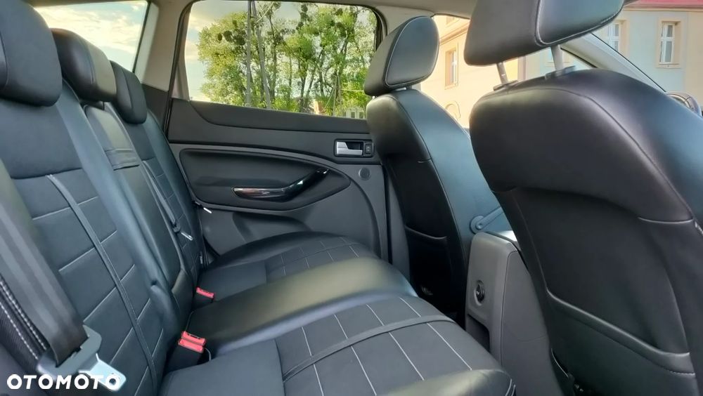 Ford Kuga 2.0 TDCi 2x4 Champions Edition - 21