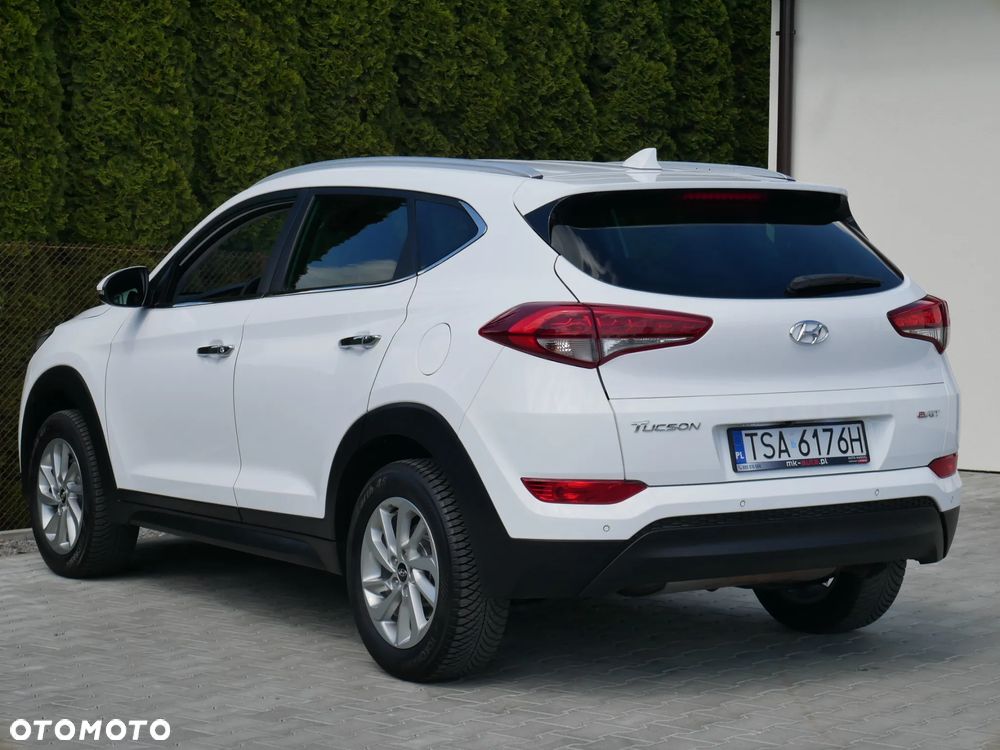 Hyundai Tucson 1.6 GDi 2WD Select - 12