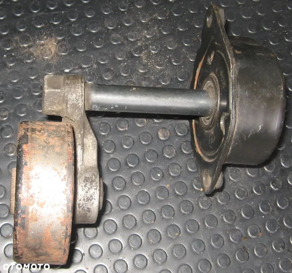 napinacz paska klimatyzacji BMW 3 E46 2.0D rolka - 1