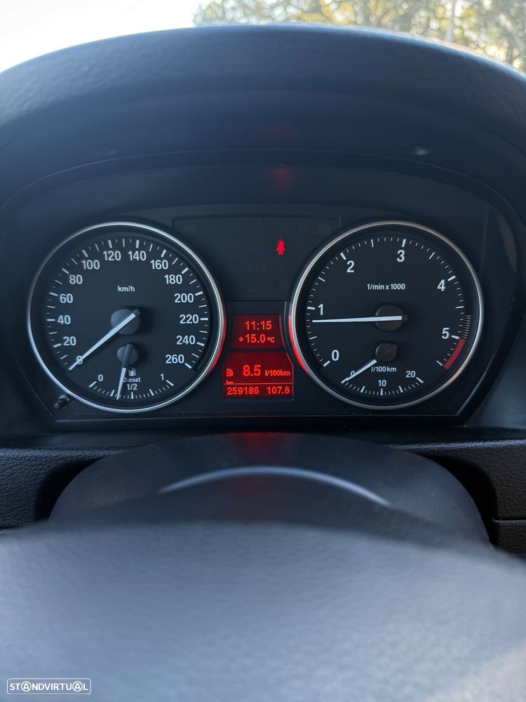 BMW X1 18 d sDrive - 9