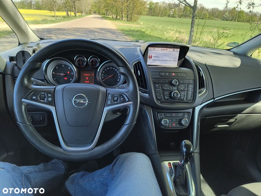 Opel Zafira - 8