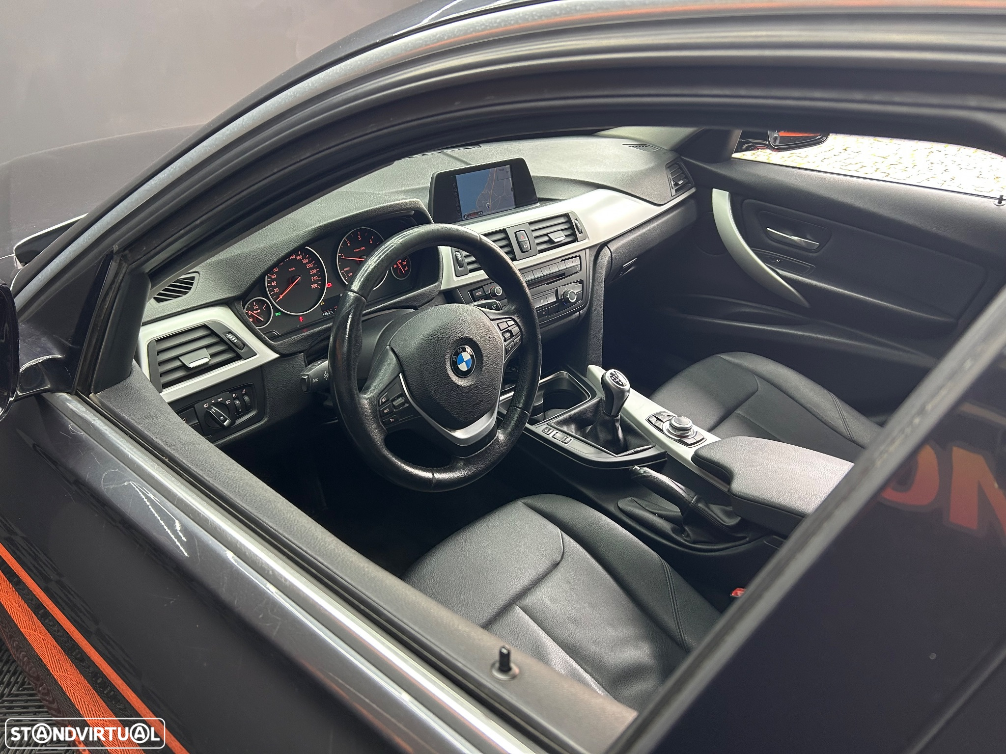 BMW 318 d Touring Navigation - 52