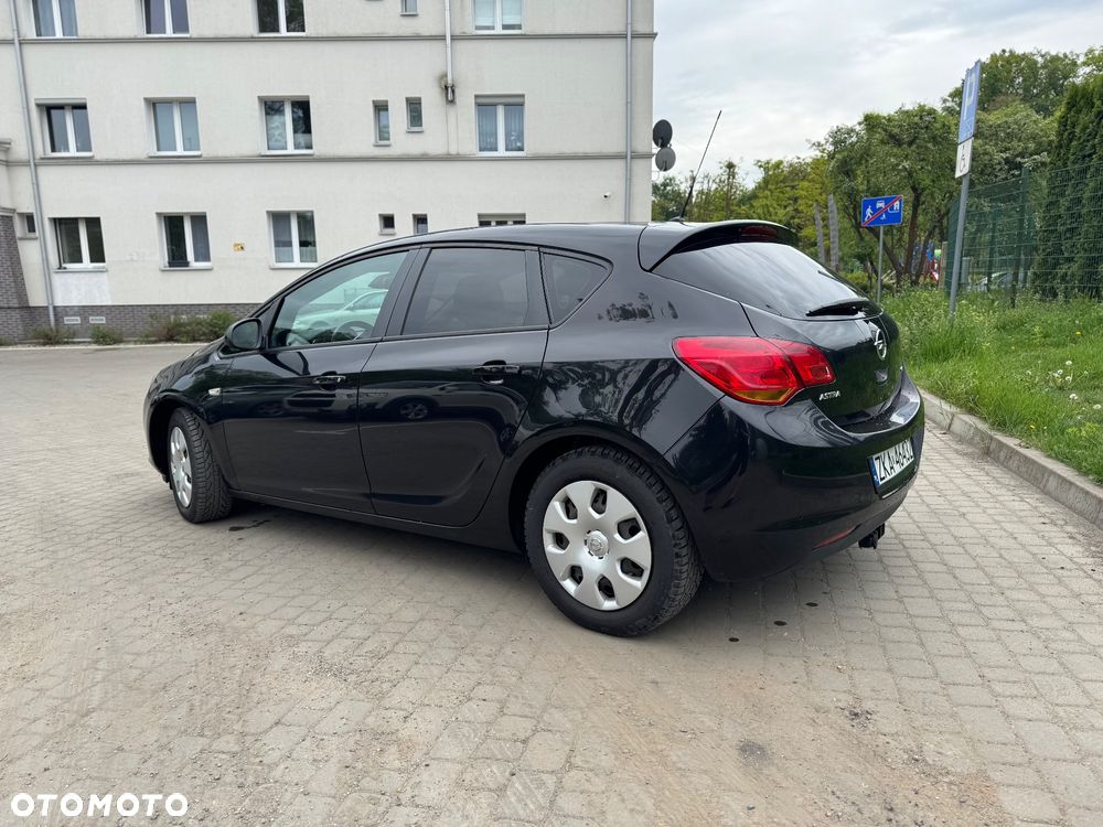 Opel Astra 1.7 CDTI DPF Design Edition - 4